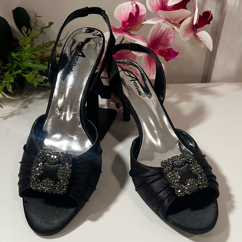 ANNIE  Black Satin dressy elegant special occasion Women's Heels/size 8